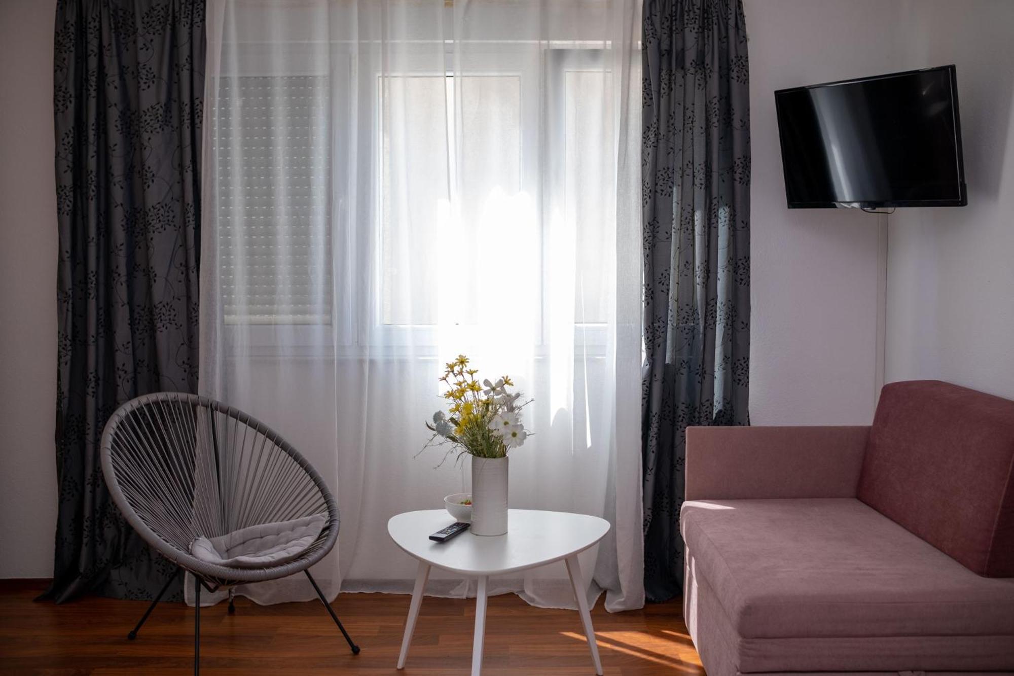 Apartment Mery モスタル エクステリア 写真